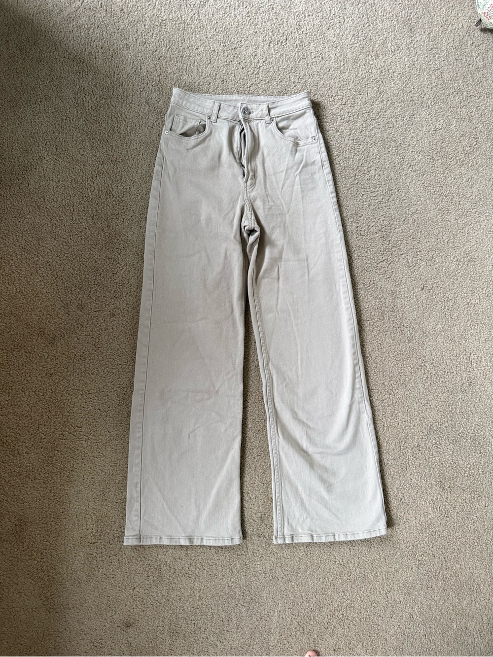 DIVIDED Khaki Pants High Rise and Baggy in Size 6